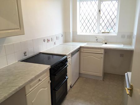 2 bedroom apartment to rent - Photo 4