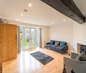 Hollow Furlong - Photo 4