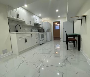 For Lease - 49 Massey Street, Brampton, Ontario - Photo 5