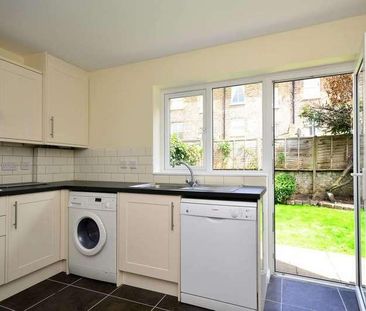 Caroline Place, Battersea, SW11 - Photo 1