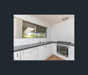 30 Rampart Way, Willetton, WA 6155 - Photo 4