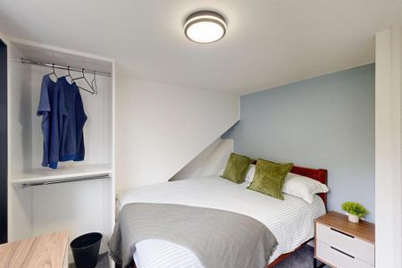 6 bedroom house to rent - Photo 3