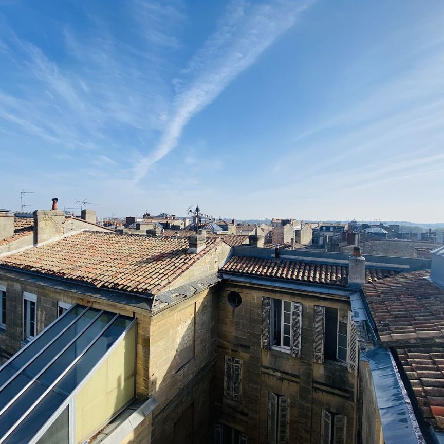 BORDEAUX ULTRA CENTRE VILLE : 1 CHAMBRE ET ASCENSEUR - Photo 1