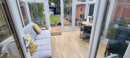 Woodlands, Bexhill-on-Sea, East Sussex - Photo 2