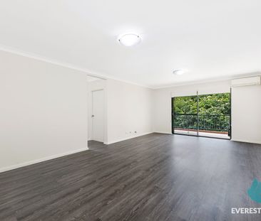 2 Bed 2 Bath Apartment in Prime Chatswood Location - Photo 3