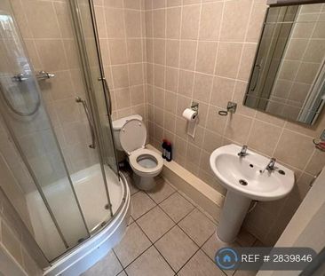 2 bedroom maisonette to rent - Photo 3