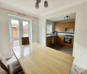 3 bedroom terraced house to rent - Photo 2