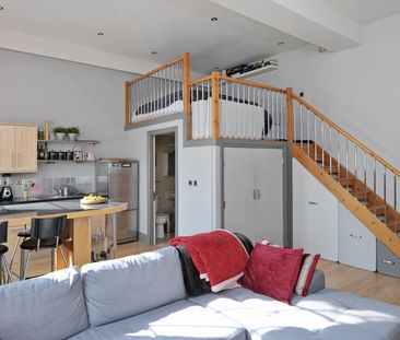 Studio to rent - Photo 2