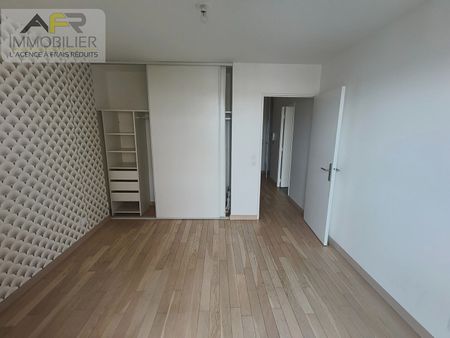 Location Appartement 2 pièces 47m² - Photo 5