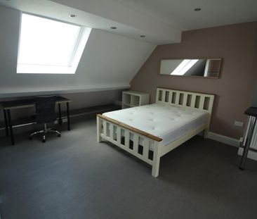 5 bedroom terraced house to rent - Photo 5