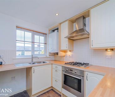 Beckett Court, Darwen - Photo 2