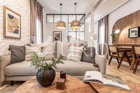 Apartamento de alquiler en Paseo de Francisco Giner, Almagro - Photo 2