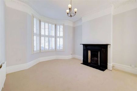 Salcott Road, London, SW11 6DG - Photo 2