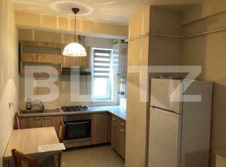 2 camere, decomandat, 59 mp, zona Expo Transilvania - Photo 2