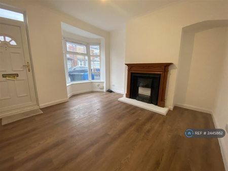 2 bedroom terraced house to rent - Photo 4