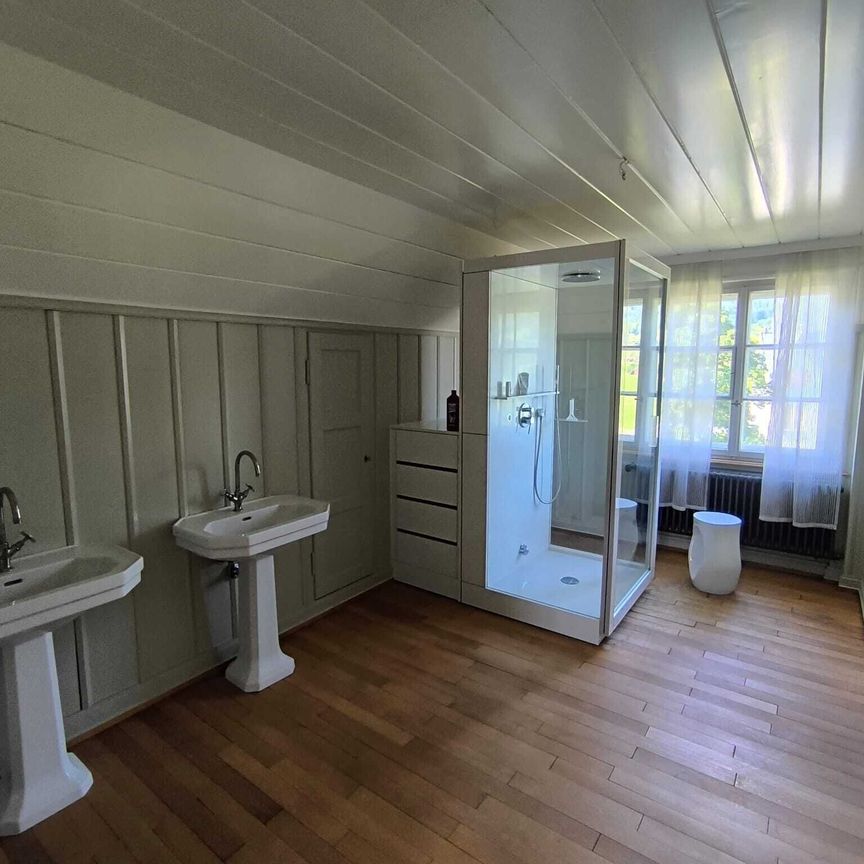 Charming villa with a view in Nesslau – 10 rooms for rent - Foto 1