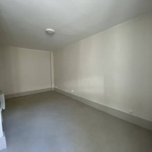 Location appartement 1 pièce 22.4 m² à Valence (26000) - Photo 2