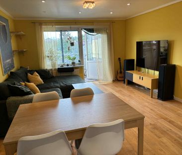 Trollesundsvägen, Bandhagen - Photo 2