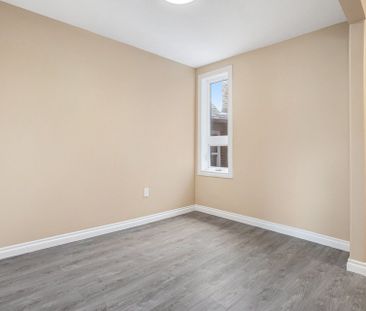 For Lease - 258 Park Street Unit# 2, Vanier and Kingsview Park, Ont... - Photo 6