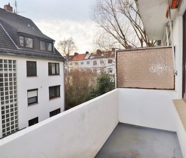 Neustadt, ruhige Lage – Zwei-Zimmer-Apartment mit Balkon! - Photo 1