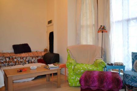 Price £865 pcm - Available Now - Furnished - Photo 2