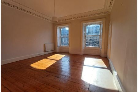 3 bed flat for rent in West End - Photo 2
