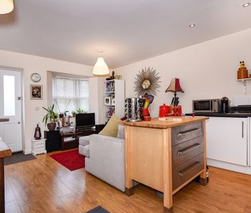 1 bedroom flat to rent - Photo 6