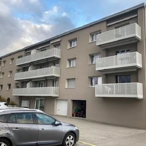 Logement entièrement rénové de 3.5 pièces au 3ème étage - Photo 1