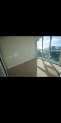 2(1+1)bedroom condo in heart of downtown Toronto - Photo 1