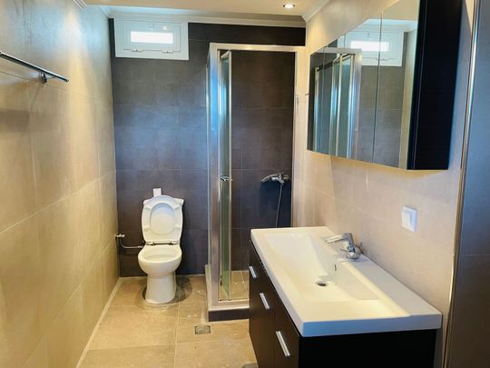 Ενοικίαση κατοικίας, 80 τ.μ., Καλύβια Θορικού, 820 € - Photo 1