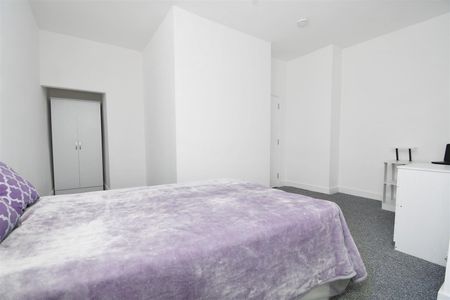 1 bed house share to rent in Berry Street, Burnley, BB11 - Photo 3