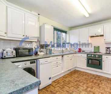 House share to rent - Photo 2