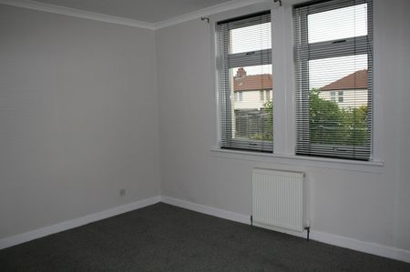 BEAUTIFULLY PRESENTED 2 BEDROOM GARDEN FLAT FOR RENT – WOODSIDE TERRACE, DUNDEE - Photo 4