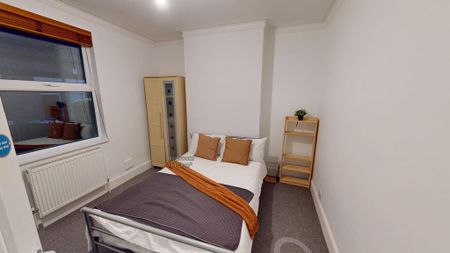 5 bedroom house to rent - Photo 3