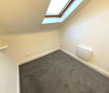 4 bedroom flat to rent - Photo 6
