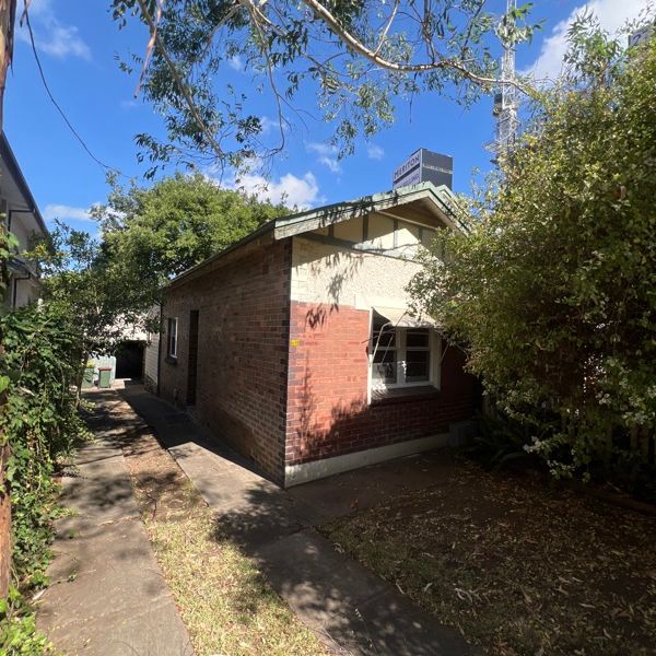 43B Blaxland Road, Rhodes NSW 2138 - House For Rent | Domain - Photo 2