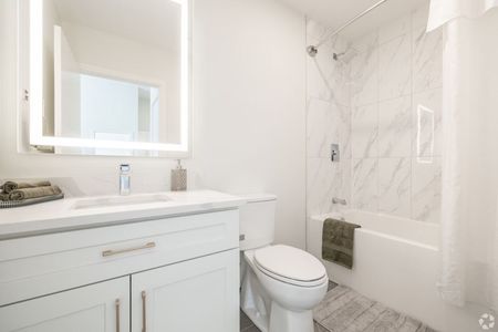 Elevated Kanata Rental Living. On The Park. - Photo 2