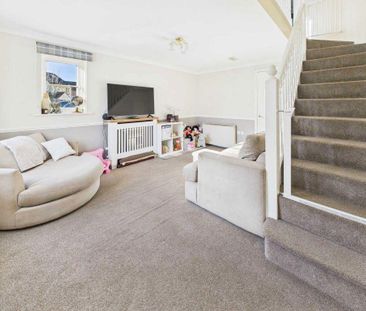 2 bedroom semi-detached house to rent - Photo 6