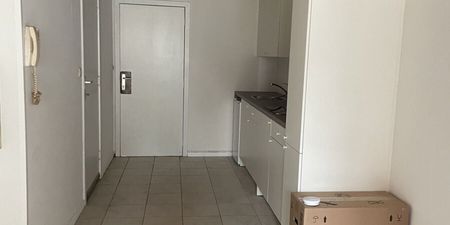 Studio met slaaphoek te huur in Aalst voor € 550 met 1 slaapkamer - Photo 3