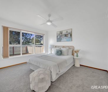 49 Oneills Road, Melton, Vic 3337 - Photo 5