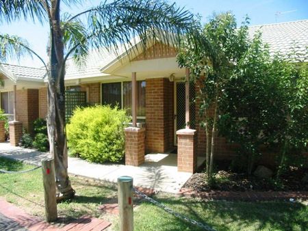 Easy, Comfortable Living in a Secure Lavington Complex - Photo 5