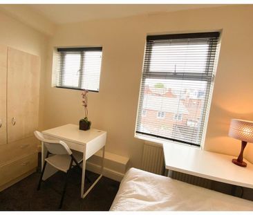 4 bedroom house share to rent - Photo 2