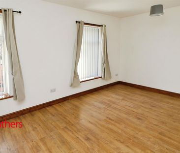 3 bed end of terrace house to rent in Cliffield Road, Mexborough, S64 - Photo 1