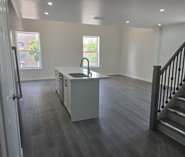 For Lease - 387 Maitland Street Unit# Upper, London East, Ontario - Photo 3