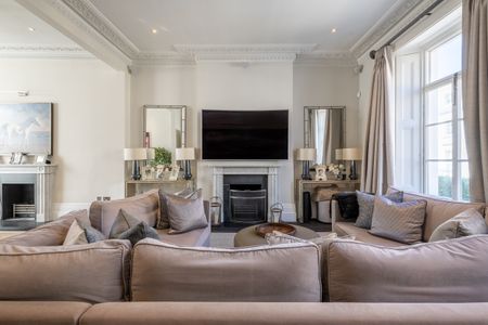 Chester Square, Westminster, London, SW1W - Photo 4