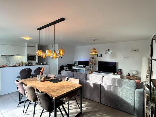 Appartement te huur - Photo 1