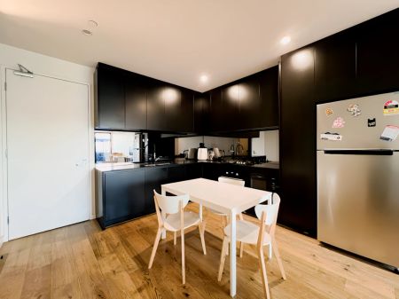 2 bed 2 bath-211 - Photo 5