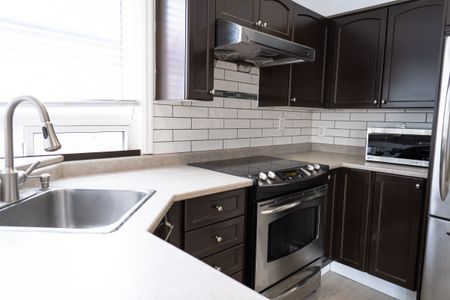 For Lease - 37 Tiago Avenue Unit# Main Floor, Toronto, Ontario - Photo 5