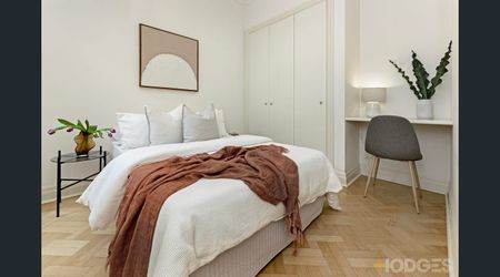 2/9 Well Street, Brighton VIC 3186 - Townhouse For Rent | Domain - Photo 5