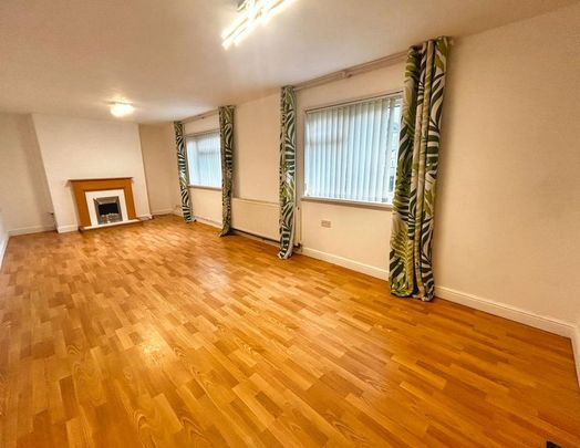 3 bedroom semi-detached house to rent - Photo 1